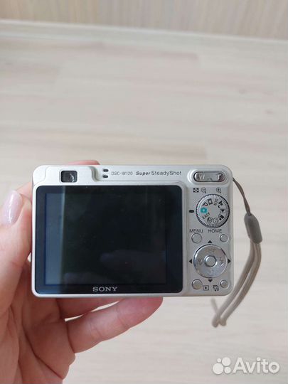 Компактный фотоаппарат sony cyber shot