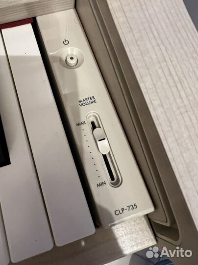 Цифровое пианино Yamaha clavinova clp 735