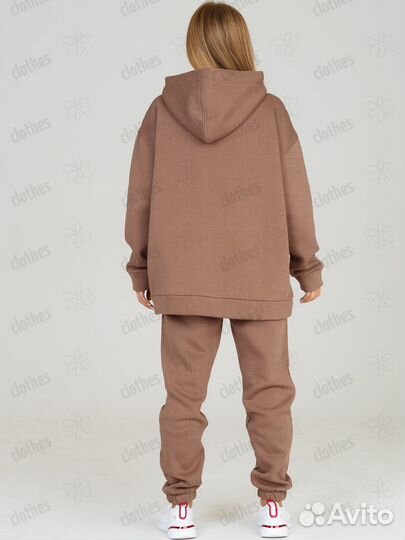 Спортивный костюм женский новый