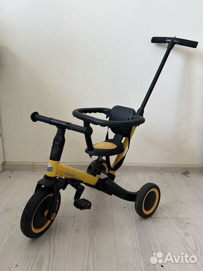 Детский трехколесный велосипед беговел