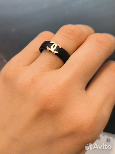 Кольцо каучук с золотыми вставками 585 р. 17,5-18