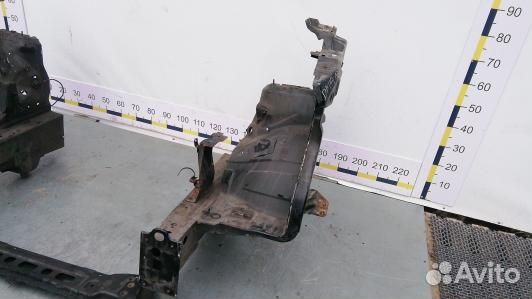 Передняя панель крепления облицовки (телевизор) hy