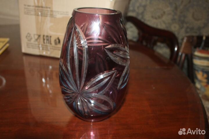 Ваза Рубиновое стекло.Красное стекло.хрустальссср