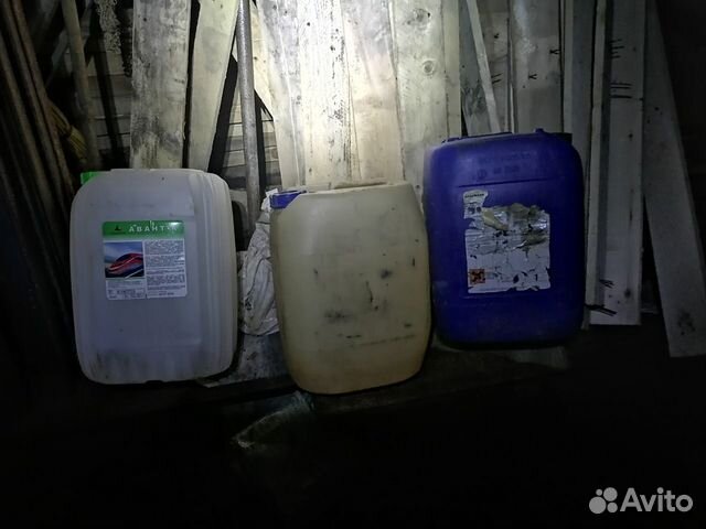 Канистры пластиковые 20 л