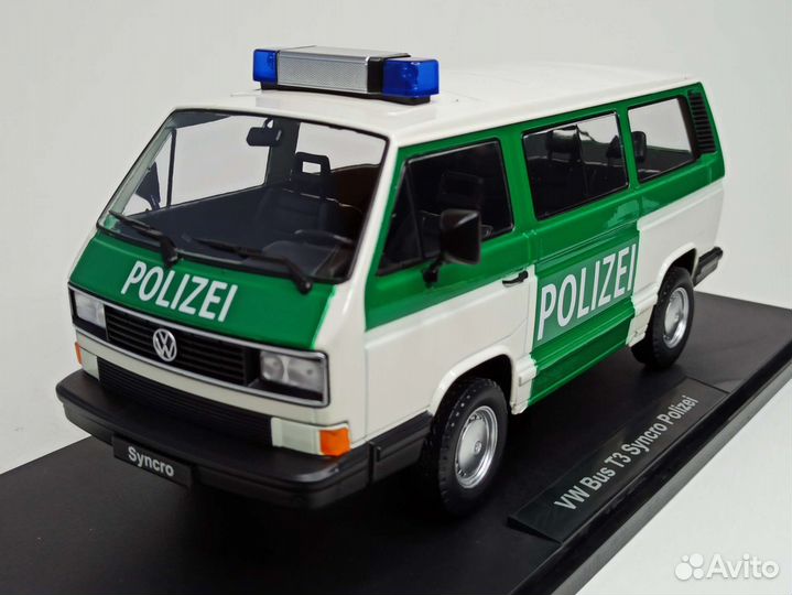 Volkswagen Bus T3 Syncro Polizei 1:18 KK Scale