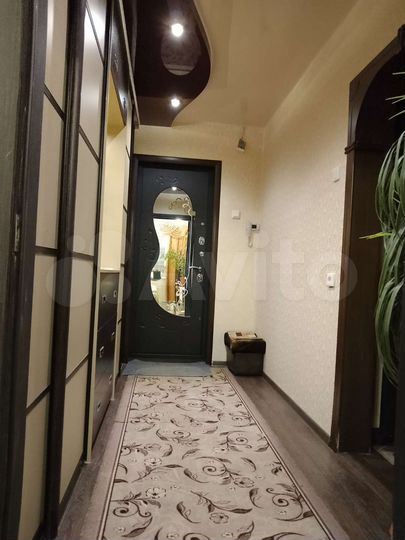 2-к. квартира, 64 м², 12/17 эт.