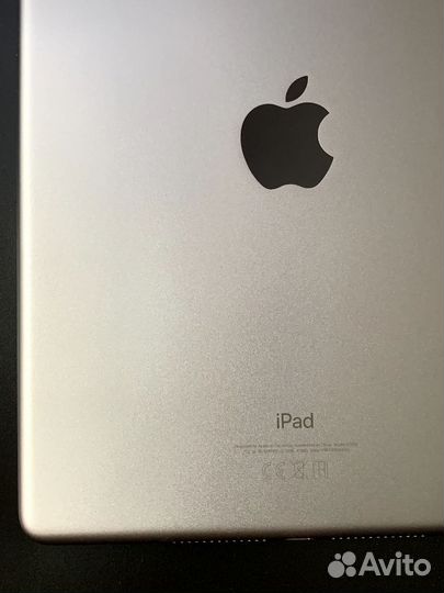 iPad 6 поколения 32. Возможен обмен на iPhone
