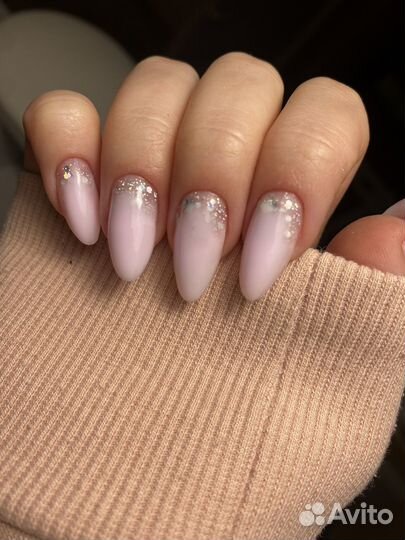 Модель на маникюр бесплатно