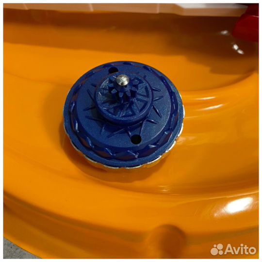 Меч инфинити надо 2 меча и 3 волчка