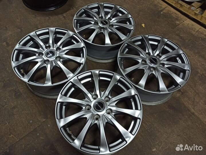 Диски 16 5х114,3 ET53 графит из Японии