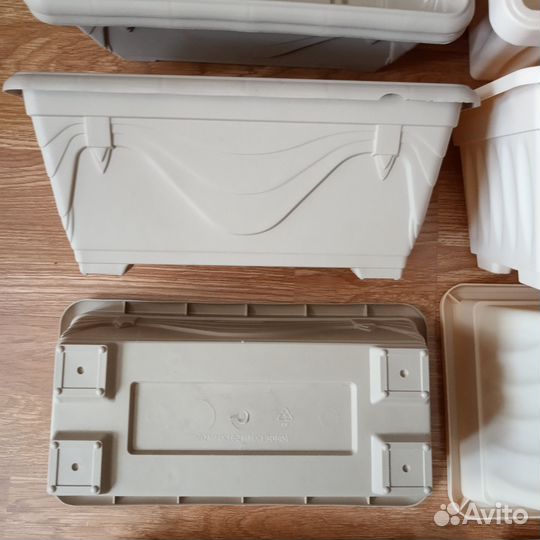 Кашпо подвесное и ящички для цветов