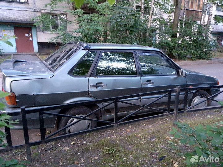 ВАЗ 2115 Samara 1.5 МТ, 2004, битый, 190 000 км