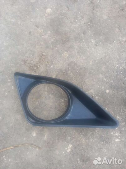 Тойота королла е150 рамки птф