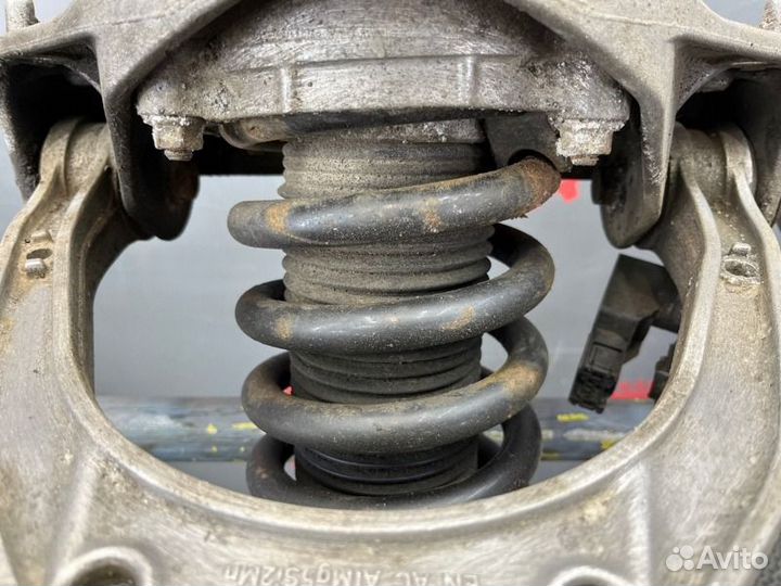 Стойки амортизаторы передние Volkswagen Touareg