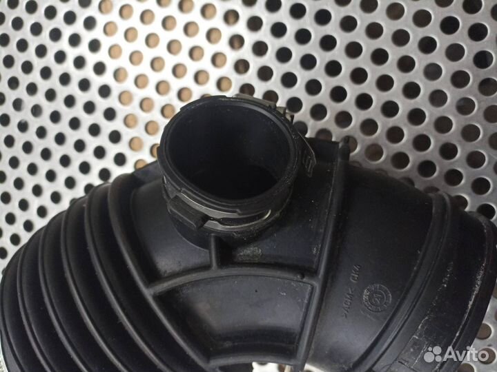 Патрубок чистого воздуха (к турбине) BMW X3 G01