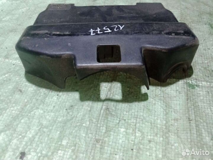 Подрулевой кожух Volkswagen Passat B3