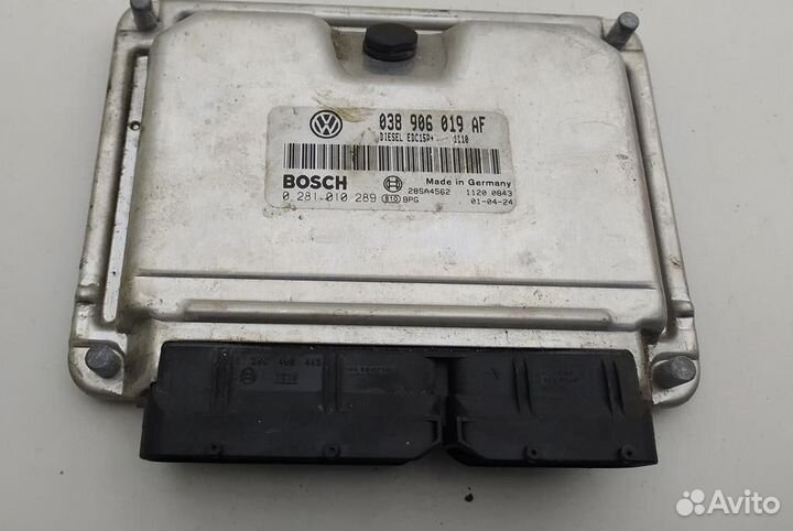 Блок управления двигателем Skoda Fabia