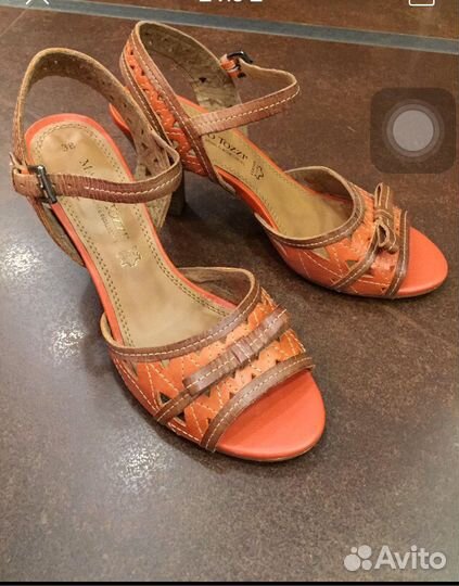 Босоножки Marco Tozzi кожаные, 38