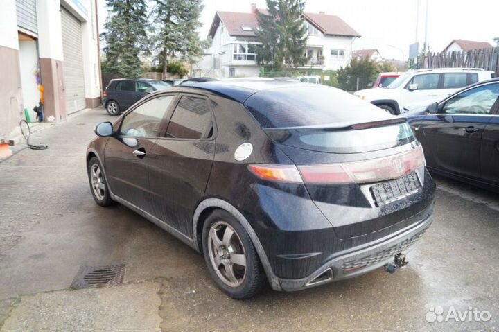 Кпп от honda civic 8 5D 2005-2011