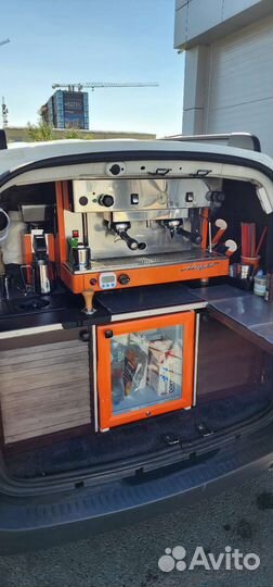 Мобильная кофейня на колесах