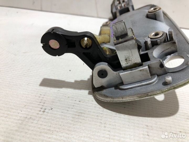 Ручка двери внешняя передняя левая Toyota Vista