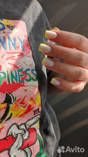 Маникюр и педикюр