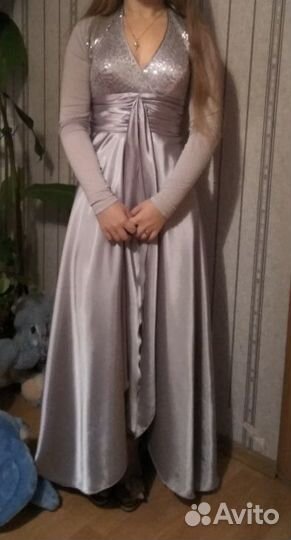 Платье вечернее