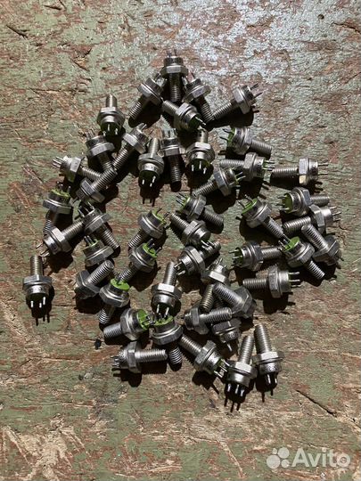 Транзистор кт606а