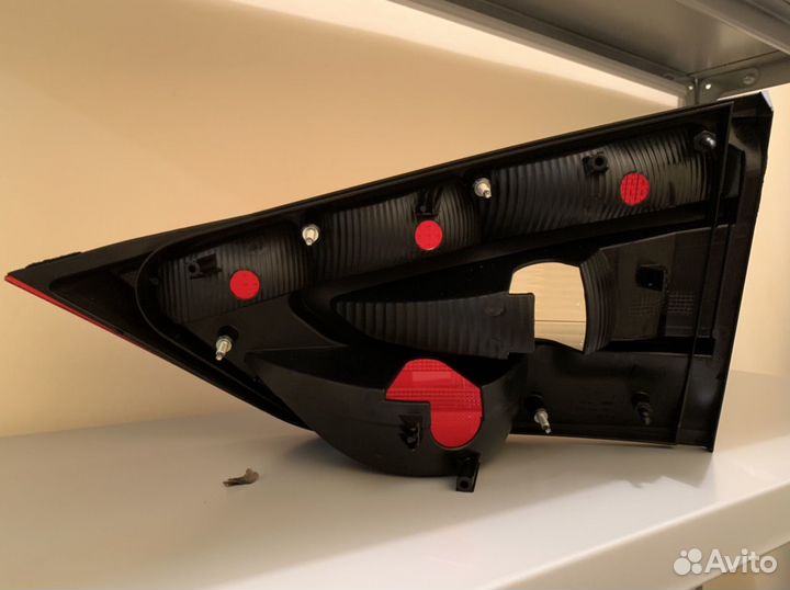 Задняя левая фара на ford galaxy форд Галакси