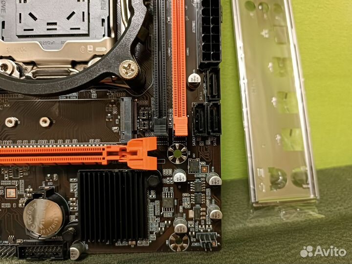 Новая материнская плата X99 LGA2011-3