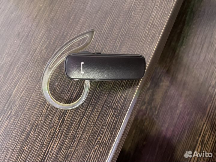 Продам bluetooth гарнитуру samsung