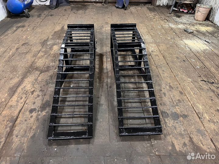 Мини эстакада для автомобиля