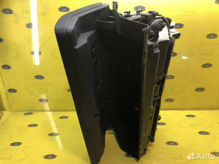 Бардачок Mercedes w207 coupe E class 2009-2010 c20