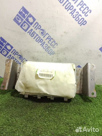 Подушка безопасности (airbag) правая Mazda 3 Bk