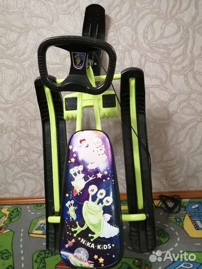 Детский снегокат