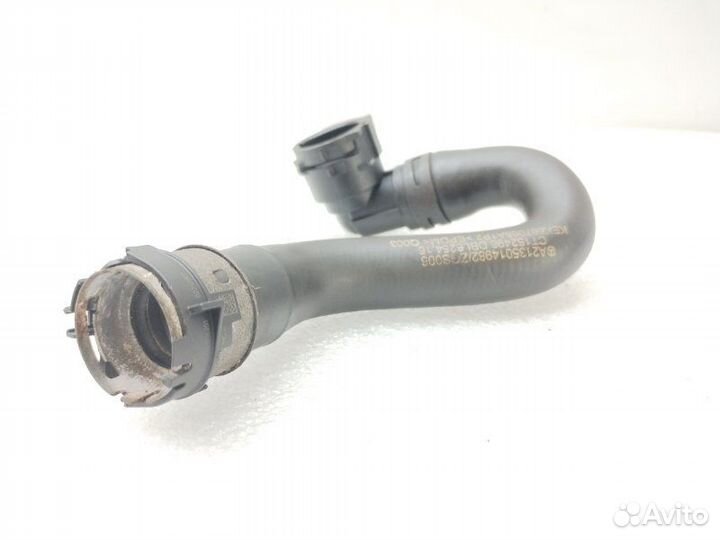 Патрубок системы охлаждения Mercedes-Benz E-Class