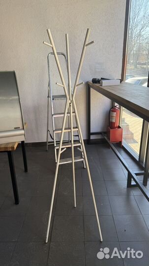 Вешалка напольная