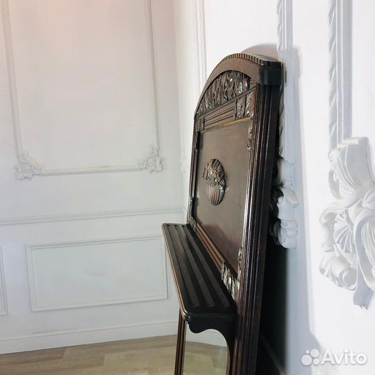 Антикварное зеркало Модерн