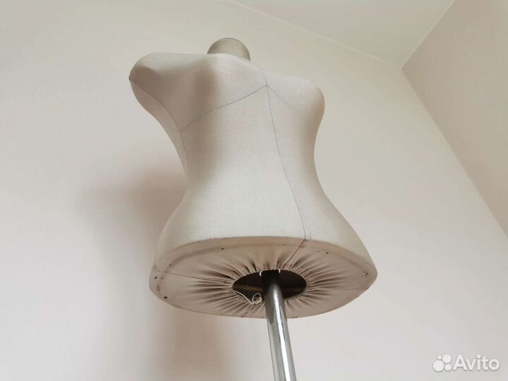 Манекен портновский не раздвижной 42-44