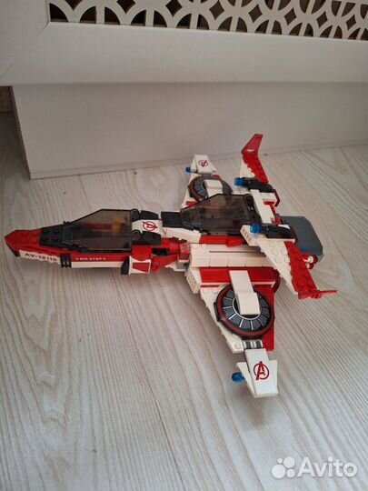 Lego 76049 самолёт мстителей