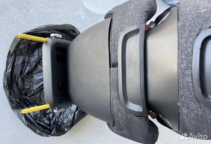 Автокресло Maxi-Cosi