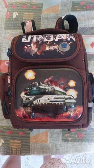 Школьный рюкзак
