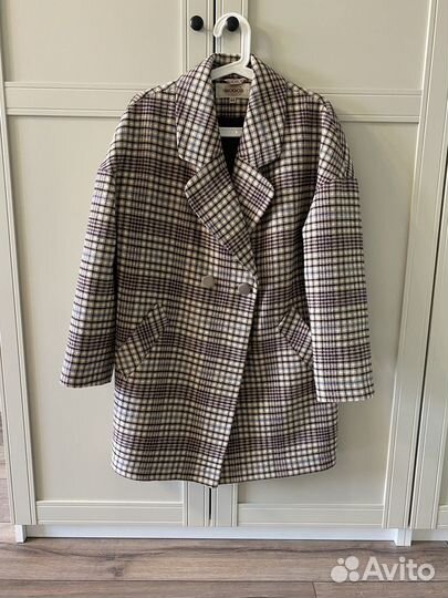 Пальто Новое 44