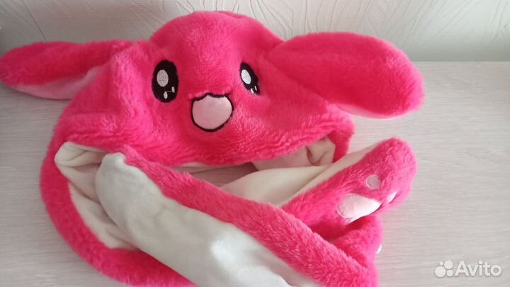 Шапка с поднимающимися ушками