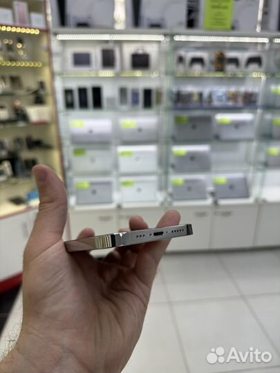 iPhone 13 Pro, 256 ГБ