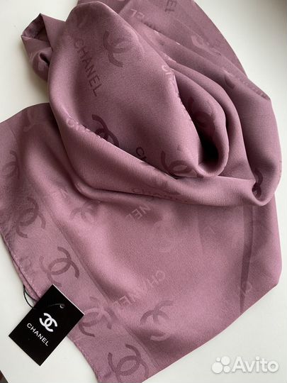 Платок шелковый Chanel Слива новый