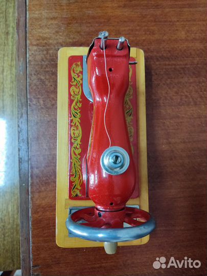 Детская швейная машина СССР