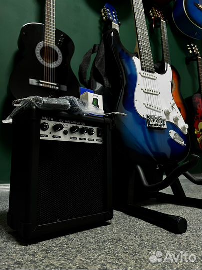 Электрогитара Fabio Stratocaster полный комплект