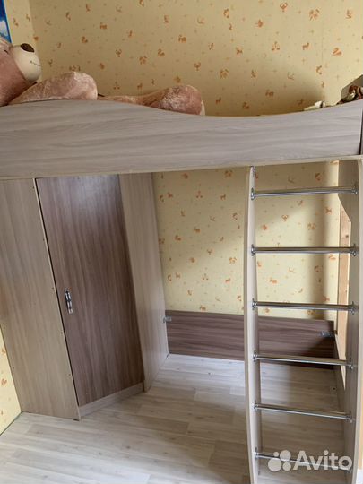 Детская кровать с матрасом