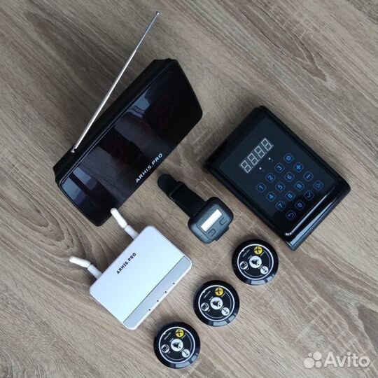 Кнопка вызова официанта комплект с часами и табло